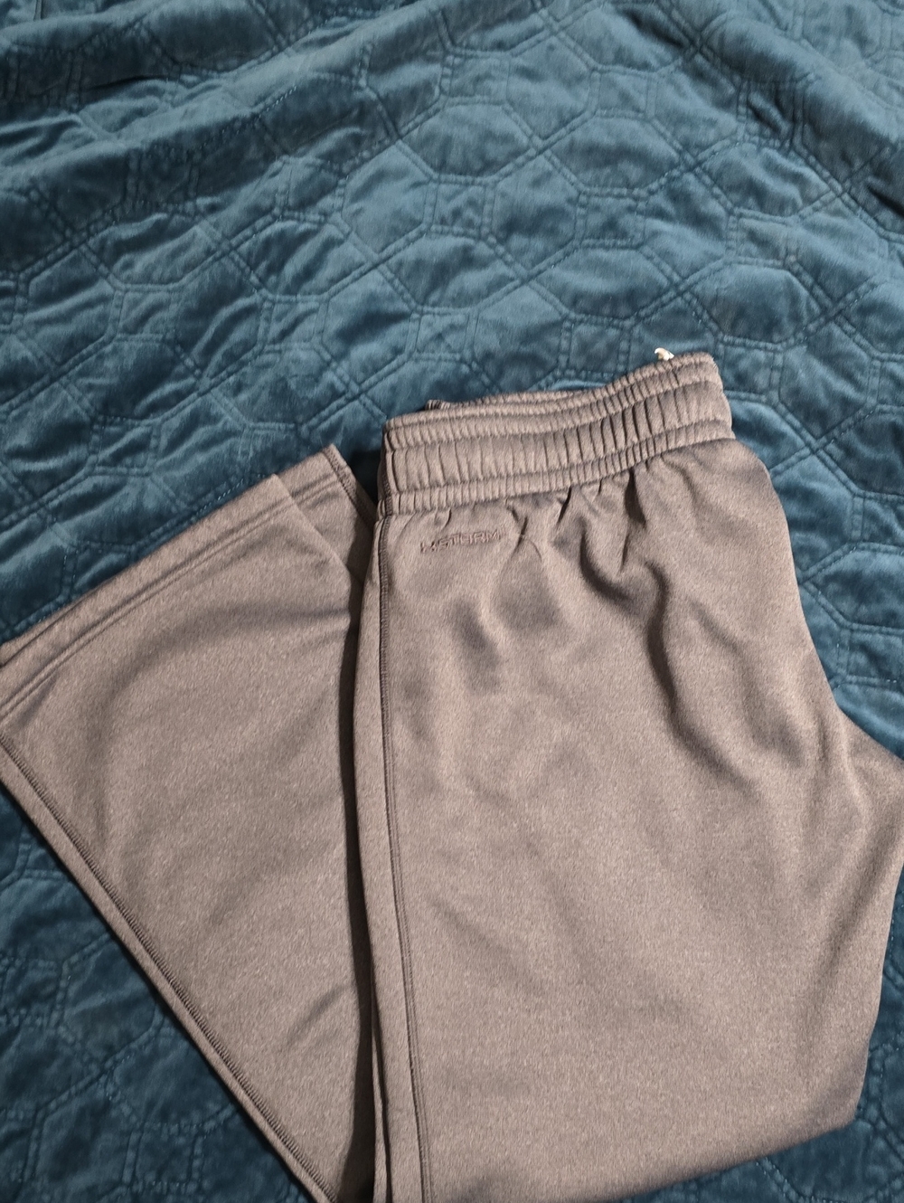 Under Armour Gray Kids Sweatpants - Charcoal Athletic Joggers